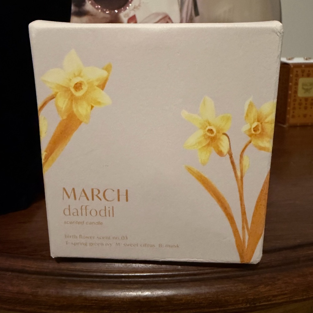 Anthropologie March Daffodil Candle - Picture 2 of 3